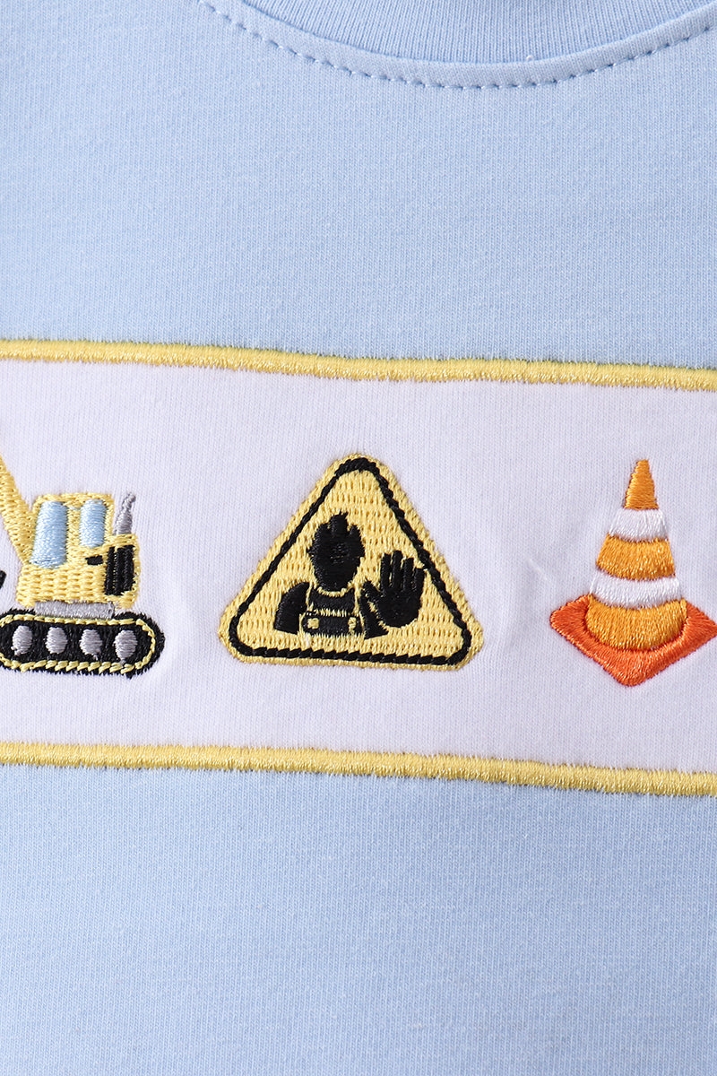 Blue engineering vehicle embroidery top